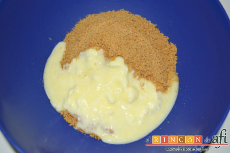 Pastel de chocolate y mousse de turrón, receta paso a paso