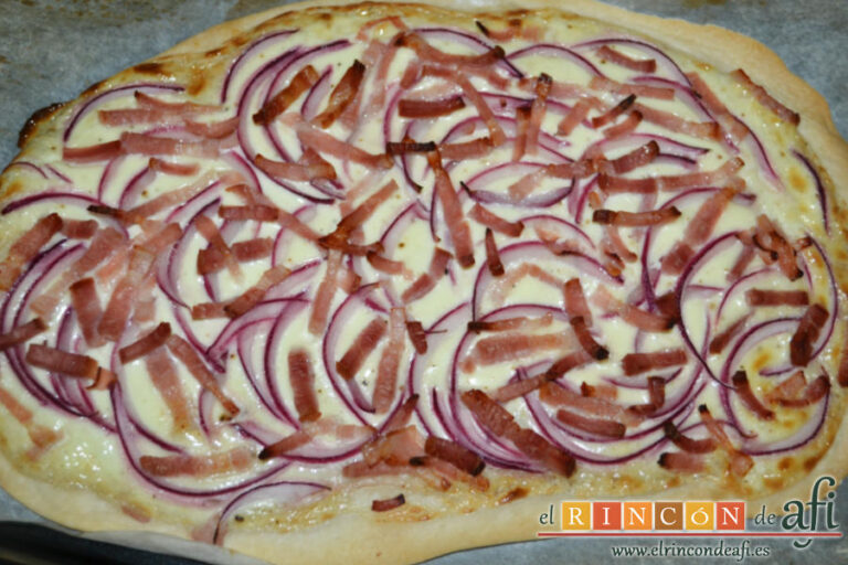 Flammkuchen o Tarte Flambée, receta paso a paso