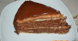 Tarta de obleas con Nutella y nata