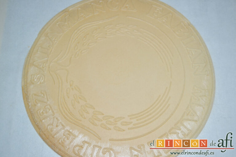 Tarta de obleas con Nutella y nata, paso a paso