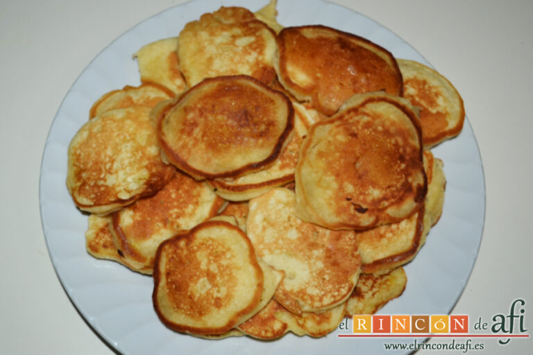 Tortitas de manzana con yogur, receta paso a paso