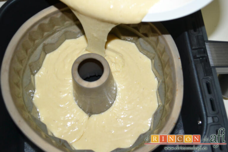Bizcocho de yogurt 1, 2, 3 con airfryer, receta paso a paso