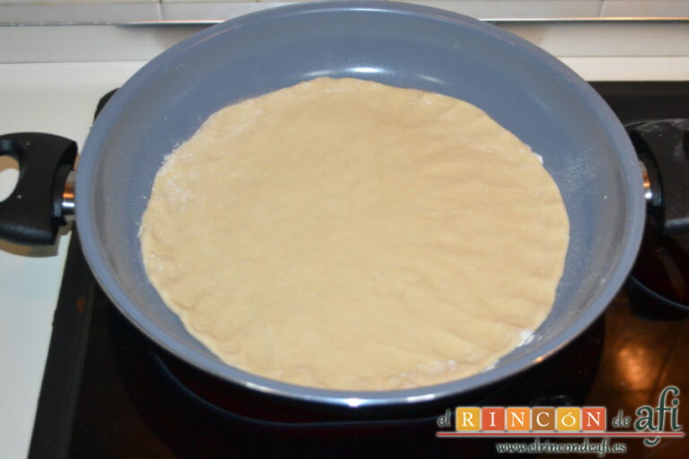 Pizza en sartén, receta paso a paso