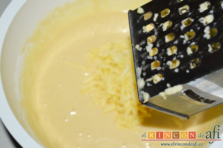 Bizcocho de manzana con leche condensada, receta paso a paso