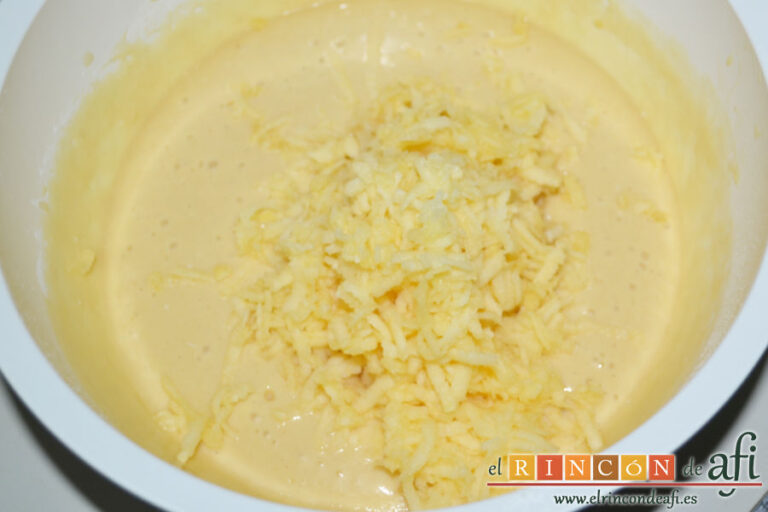 Bizcocho de manzana con leche condensada, receta paso a paso
